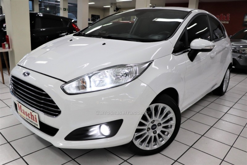 FIESTA 1.6 TITANIUM HATCH 16V FLEX 4P AUTOMÁTICO