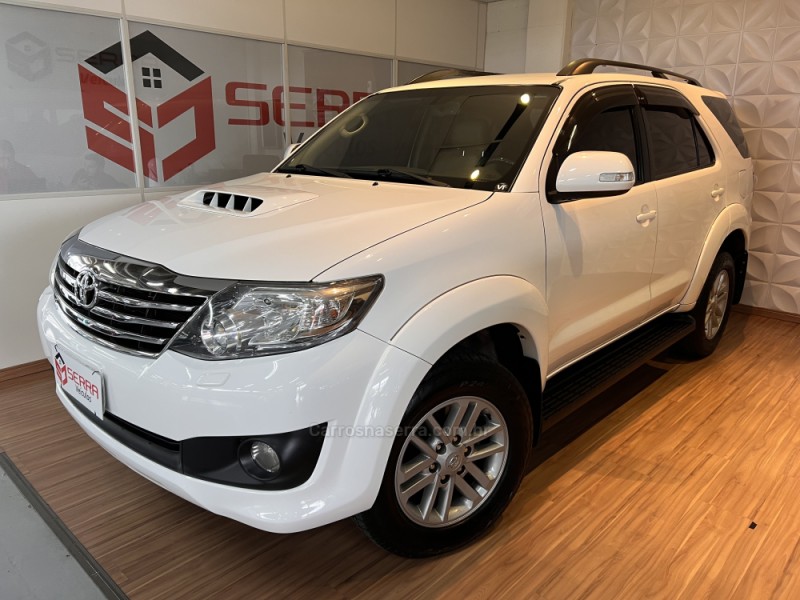 HILUX SW4 3.0 SRV 4X4 16V TURBO INTERCOOLER DIESEL 4P AUTOMÁTICO