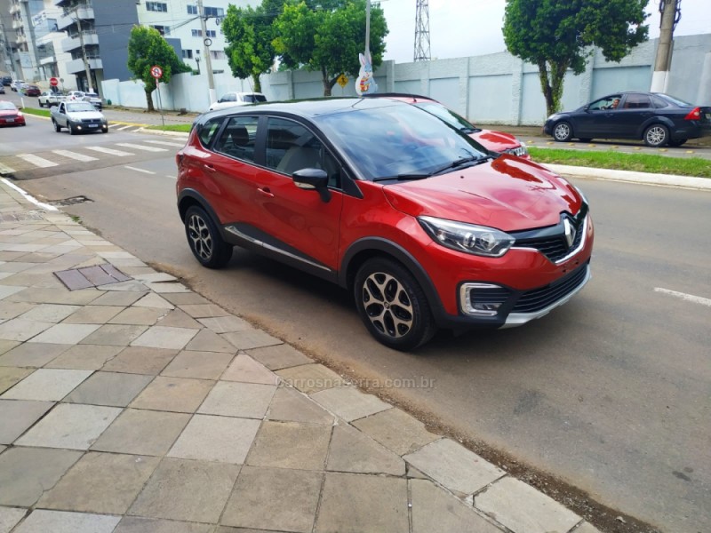 CAPTUR 1.6 16V INTENSE BOSE FLEX 4P AUTOMÁTICO - 2019 - GUAPORé