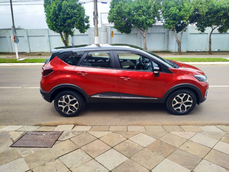 CAPTUR 1.6 16V INTENSE BOSE FLEX 4P AUTOMÁTICO - 2019 - GUAPORé