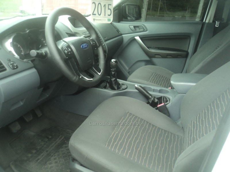 RANGER 2.5 XLS 4X2 CD 16V FLEX 4P MANUAL - 2015 - FARROUPILHA