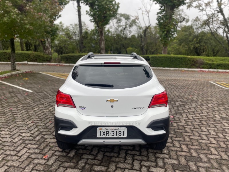 ONIX 1.4 MPFI ACTIV 8V FLEX 4P MANUAL - 2017 - CAXIAS DO SUL