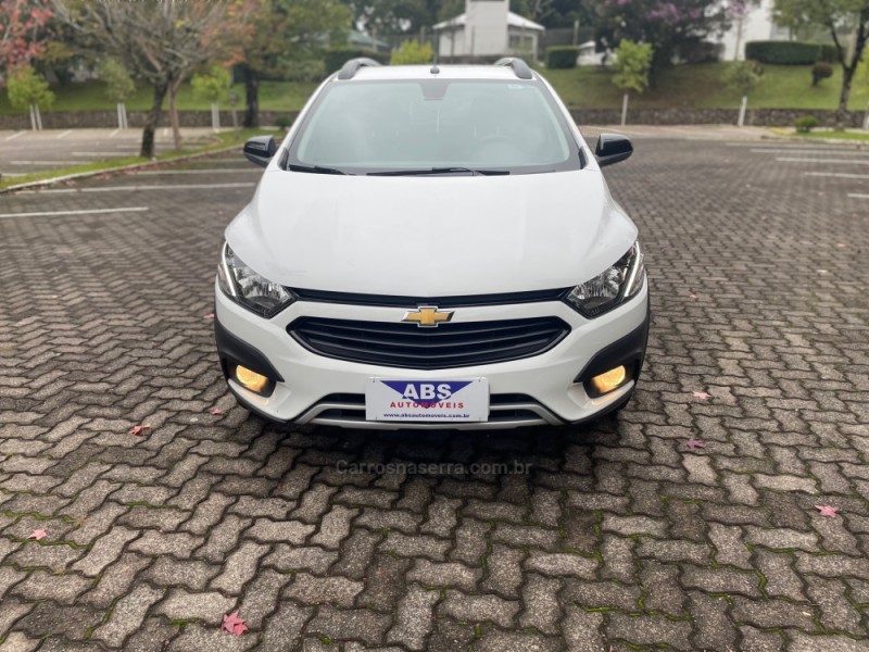 ONIX 1.4 MPFI ACTIV 8V FLEX 4P MANUAL - 2017 - CAXIAS DO SUL