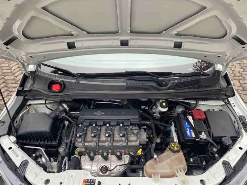 ONIX 1.4 MPFI ACTIV 8V FLEX 4P MANUAL - 2017 - CAXIAS DO SUL