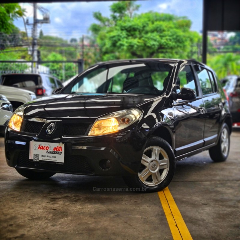 SANDERO 1.6 PRIVILÉGE 8V FLEX 4P MANUAL - 2011 - CAXIAS DO SUL