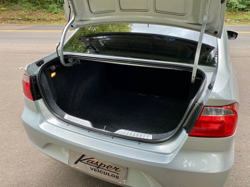 VOYAGE 1.6 MSI TOTALFLEX 8V 4P MANUAL - 2019 - DOIS IRMãOS