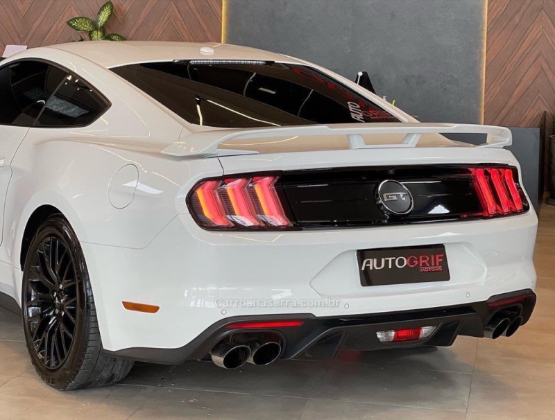 MUSTANG 5.0 GT PREMIUM COUPÉ V8 32V GASOLINA 2P AUTOMÁTICO - 2018 - CAMPO BOM