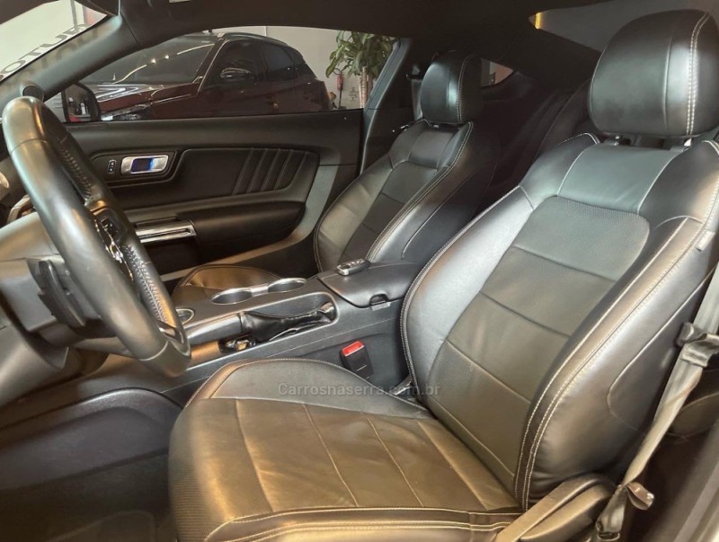MUSTANG 5.0 GT PREMIUM COUPÉ V8 32V GASOLINA 2P AUTOMÁTICO - 2018 - CAMPO BOM