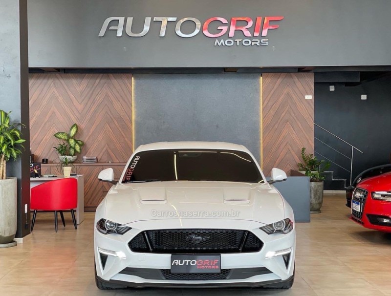 MUSTANG 5.0 GT PREMIUM COUPÉ V8 32V GASOLINA 2P AUTOMÁTICO - 2018 - CAMPO BOM