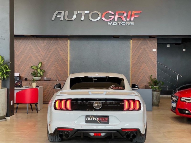 MUSTANG 5.0 GT PREMIUM COUPÉ V8 32V GASOLINA 2P AUTOMÁTICO - 2018 - CAMPO BOM
