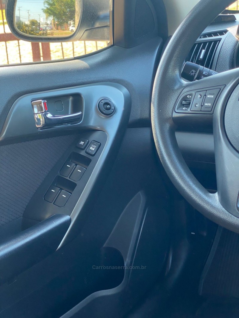 CERATO 1.6 EX3 SEDAN 16V GASOLINA 4P MANUAL - 2013 - LAGOA VERMELHA