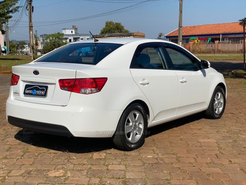 CERATO 1.6 EX3 SEDAN 16V GASOLINA 4P MANUAL - 2013 - LAGOA VERMELHA