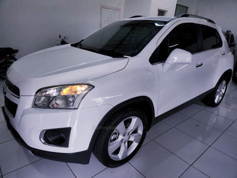 tracker 1.8 mpfi ltz 4x2 16v flex 4p automatico 2014 campo bom