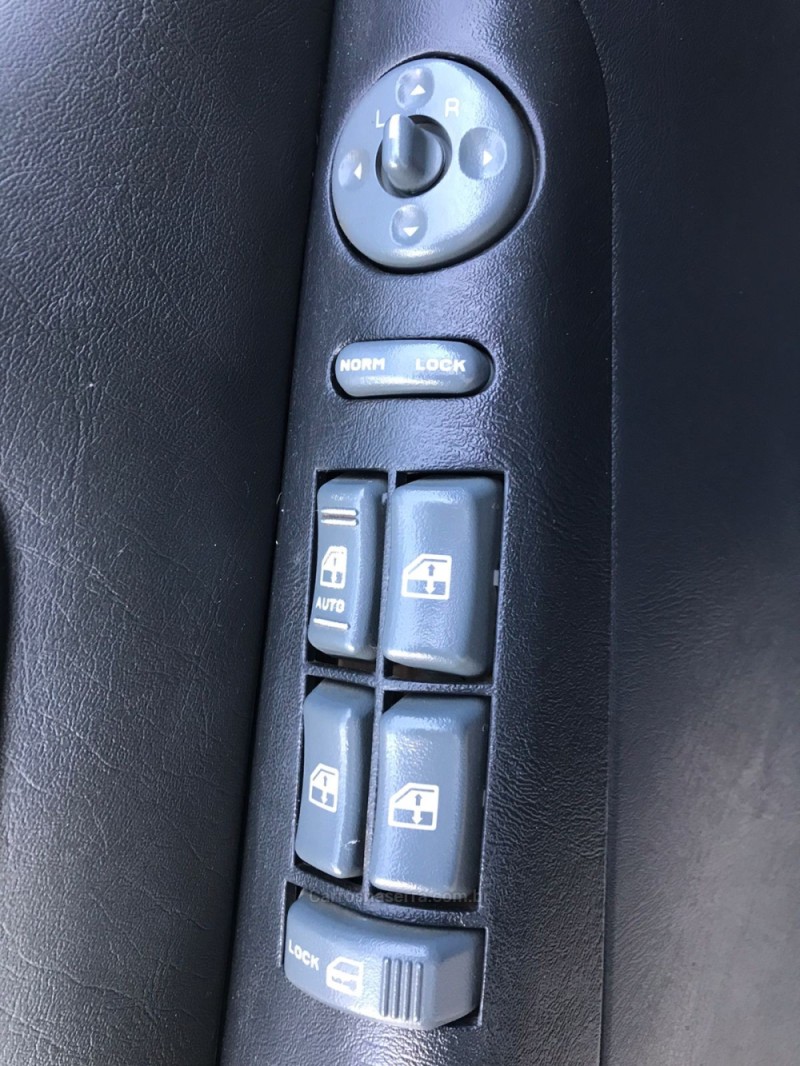 S10 2.4 MPFI ADVANTAGE 4X2 CD 8V FLEX 4P MANUAL - 2008 - VACARIA