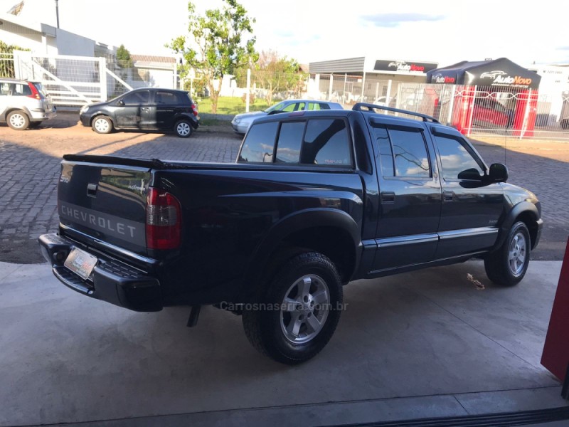 S10 2.4 MPFI ADVANTAGE 4X2 CD 8V FLEX 4P MANUAL - 2008 - VACARIA