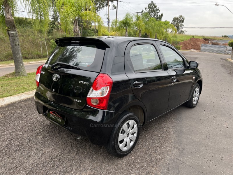 ETIOS 1.3 XS 16V FLEX 4P MANUAL - 2013 - CAMPO BOM