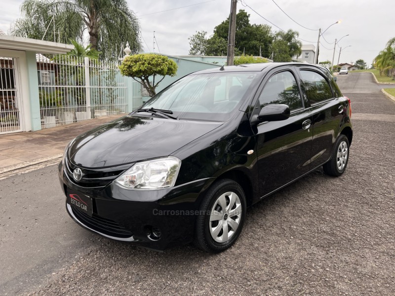 ETIOS 1.3 XS 16V FLEX 4P MANUAL - 2013 - CAMPO BOM