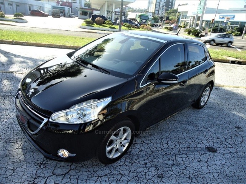 208 1.6 GRIFFE 16V FLEX 4P MANUAL - 2014 - NOVO HAMBURGO