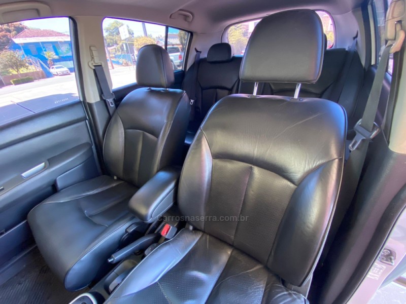 TIIDA 1.8 S 16V FLEX 4P AUTOMÁTICO - 2013 - IVOTI