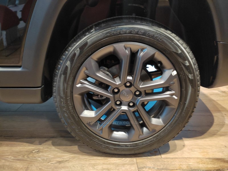 COMPASS 1.3 SERIE 80 ANOS 16V TURBO FLEX 4P AUTOMÁTICO - 2022 - ERECHIM