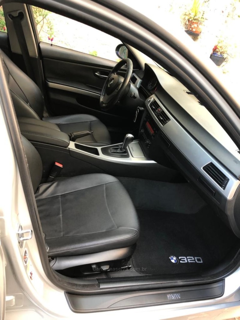 320I 2.0 16V GASOLINA 4P AUTOMÁTICO - 2007 - FARROUPILHA