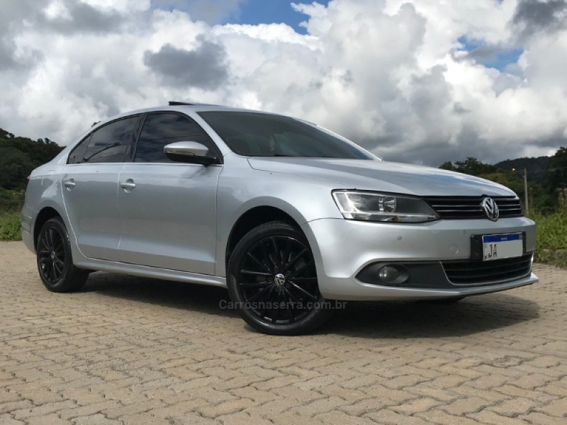 JETTA 2.0 TSI HIGHLINE 211CV GASOLINA 4P TIPTRONIC - 2014 - NOVA BASSANO