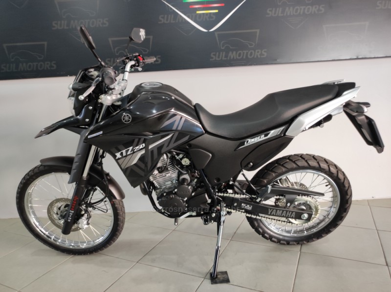 XTZ 250 LANDER