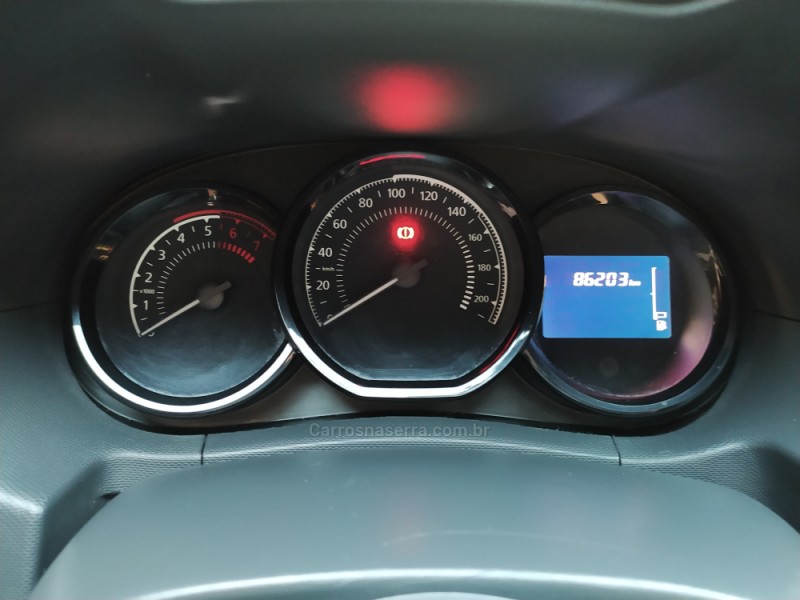 DUSTER 1.6 EXPRESSION 4X2 16V FLEX 4P MANUAL - 2017 - NOVO HAMBURGO