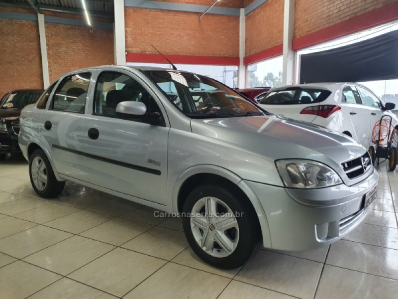 CORSA 1.0 MPFI MAXX SEDAN 8V GASOLINA 4P MANUAL - 2005 - BENTO GONçALVES
