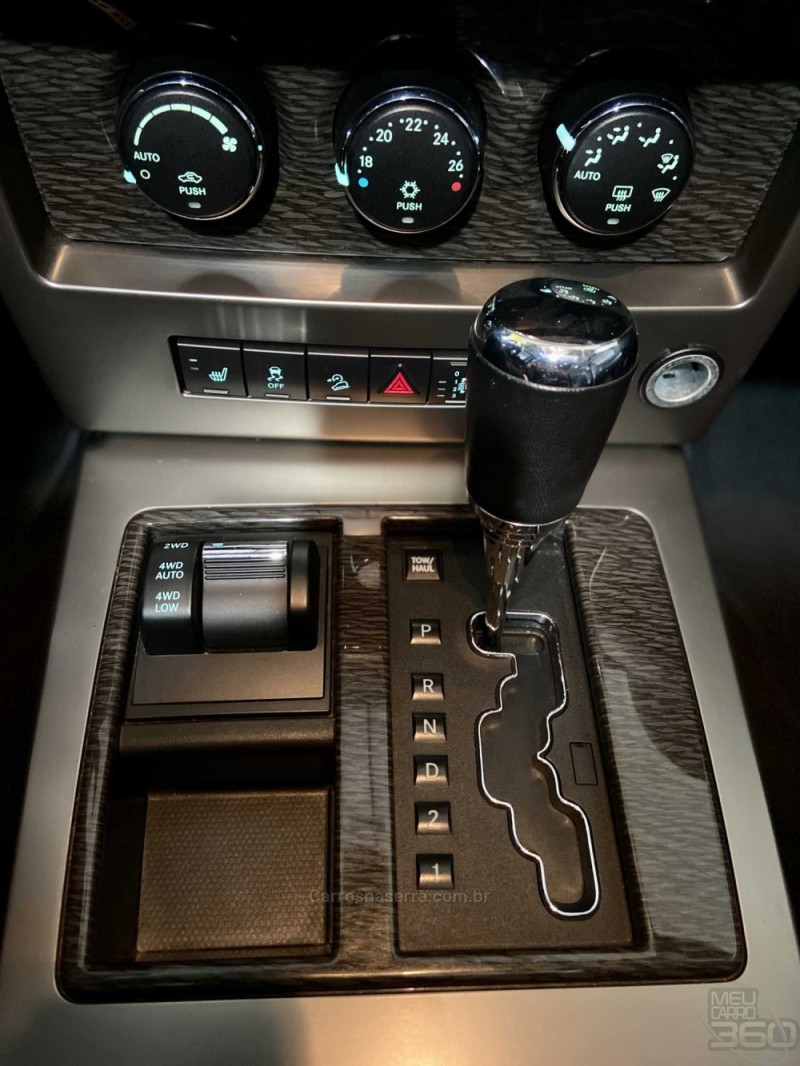 CHEROKEE 3.2 LIMITED 4X4 V6 24V GASOLINA 4P AUTOMÁTICO - 2012 - ESTâNCIA VELHA