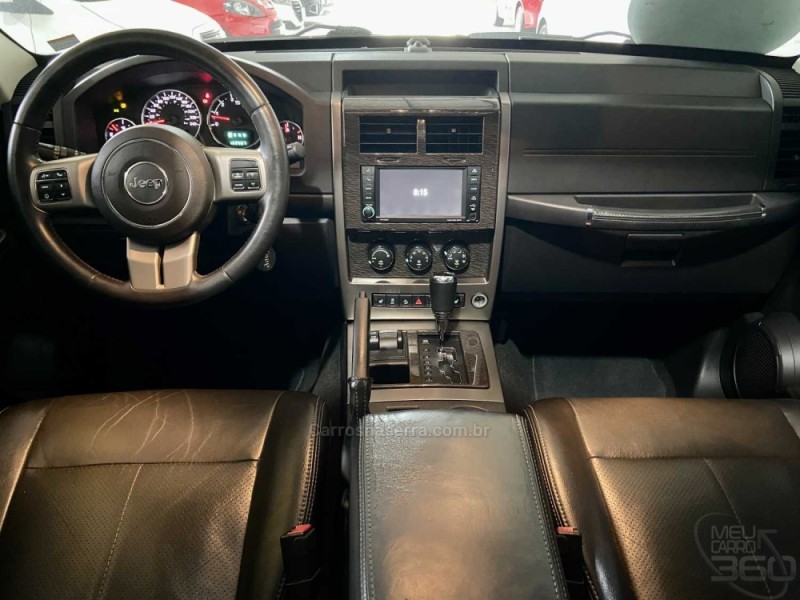 CHEROKEE 3.2 LIMITED 4X4 V6 24V GASOLINA 4P AUTOMÁTICO - 2012 - ESTâNCIA VELHA