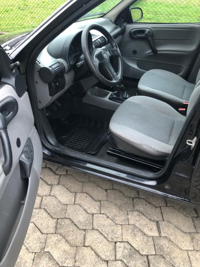CLASSIC 1.0 MPFI VHCE 8V FLEX 4P MANUAL - 2010 - FARROUPILHA