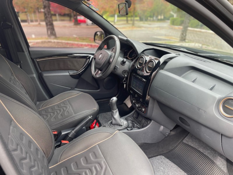 DUSTER 1.6 DYNAMIQUE 4X2 16V FLEX 4P MANUAL - 2016 - CAXIAS DO SUL