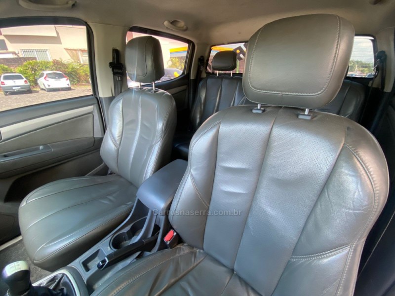 S10 2.8 LT 4X2 CD 16V TURBO DIESEL 4P MANUAL - 2013 - IVOTI