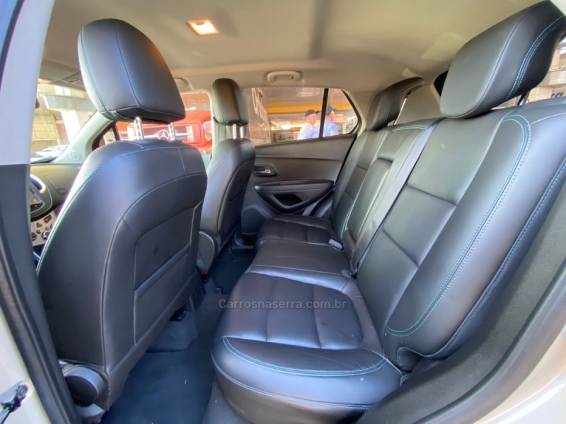 TRACKER 1.8 MPFI LTZ 4X2 16V FLEX 4P AUTOMÁTICO - 2015 - IVOTI