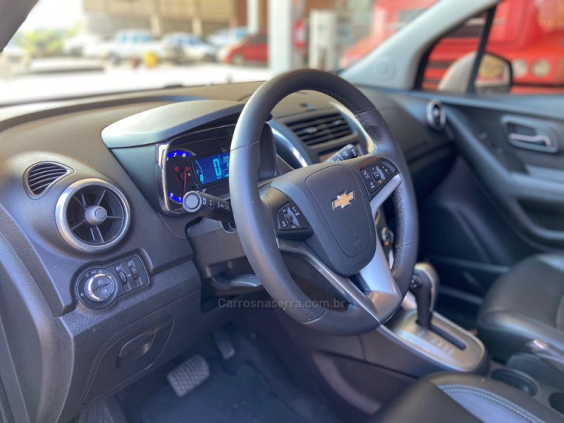 TRACKER 1.8 MPFI LTZ 4X2 16V FLEX 4P AUTOMÁTICO - 2015 - IVOTI