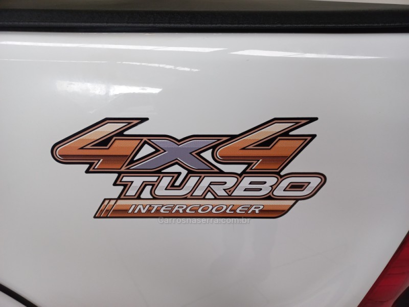 HILUX 2.5 4X4 CD 16V TURBO DIESEL 4P MANUAL - 2011 - FARROUPILHA