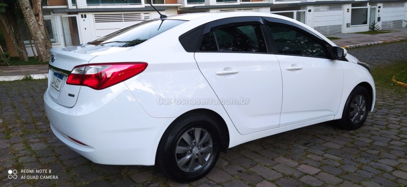 HB20S 1.0 COMFORT PLUS 12V FLEX 4P MANUAL - 2014 - FARROUPILHA