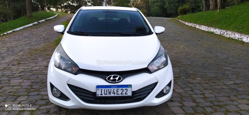 HB20S 1.0 COMFORT PLUS 12V FLEX 4P MANUAL - 2014 - FARROUPILHA