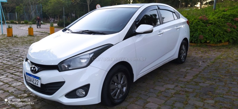 HB20S 1.0 COMFORT PLUS 12V FLEX 4P MANUAL - 2014 - FARROUPILHA