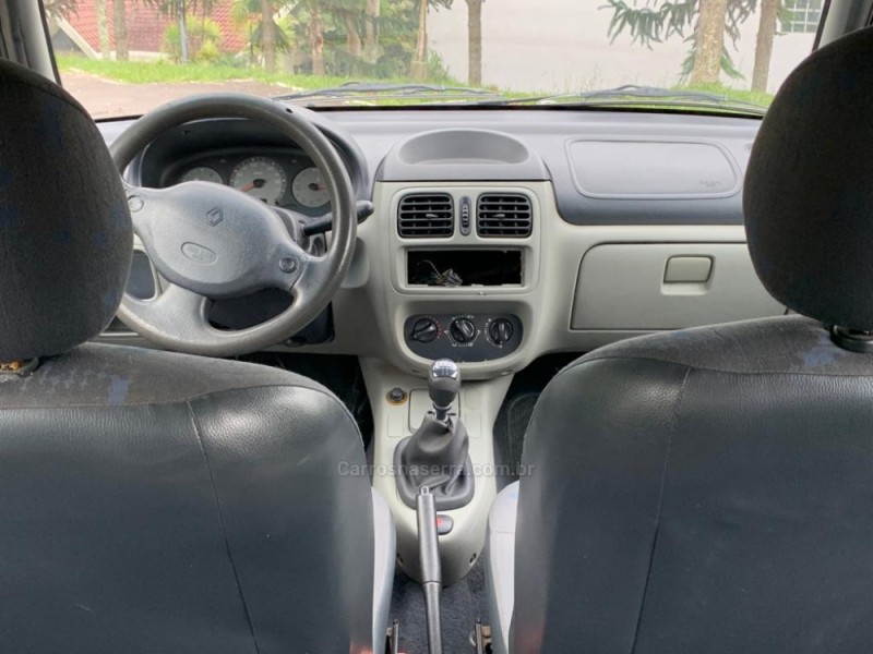 CLIO 1.0 AUTHENTIQUE 16V GASOLINA 2P MANUAL - 2005 - FARROUPILHA