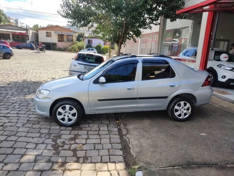 prisma 1.4 mpfi lt 8v flex 4p manual 2012 guapore