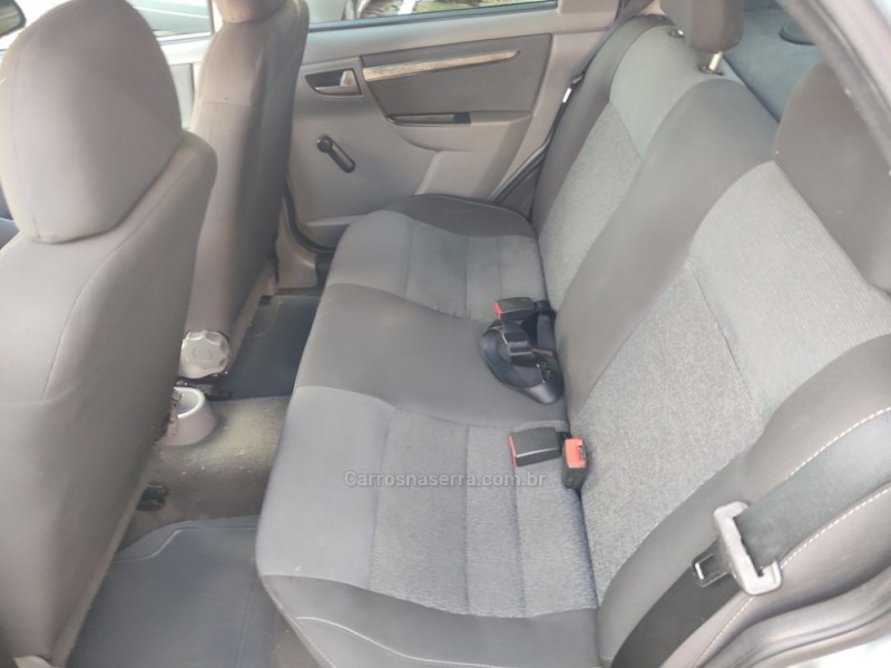 PRISMA 1.4 MPFI LT 8V FLEX 4P MANUAL - 2012 - GUAPORé