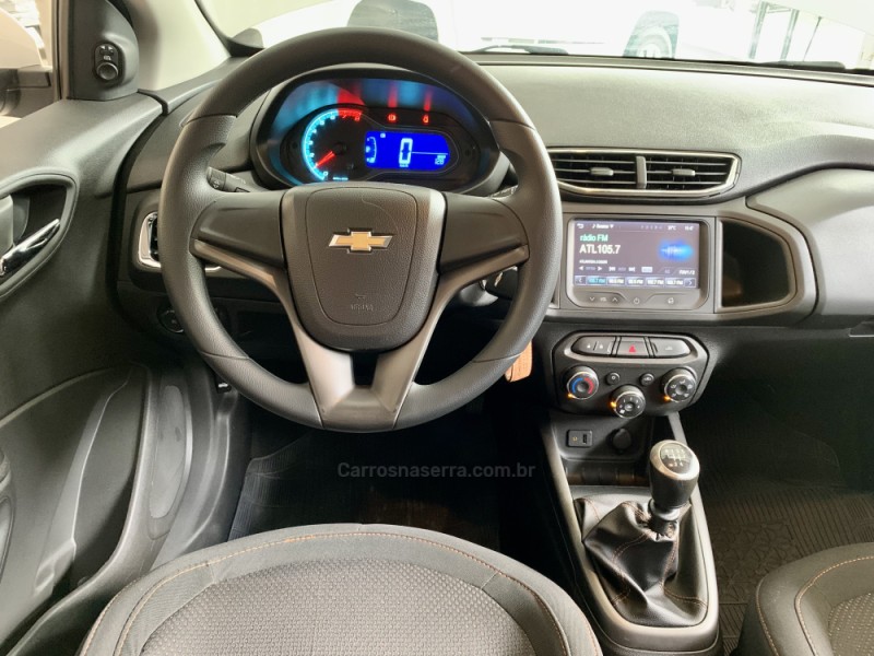 ONIX 1.4 MPFI LTZ 8V FLEX 4P MANUAL - 2015 - CAXIAS DO SUL