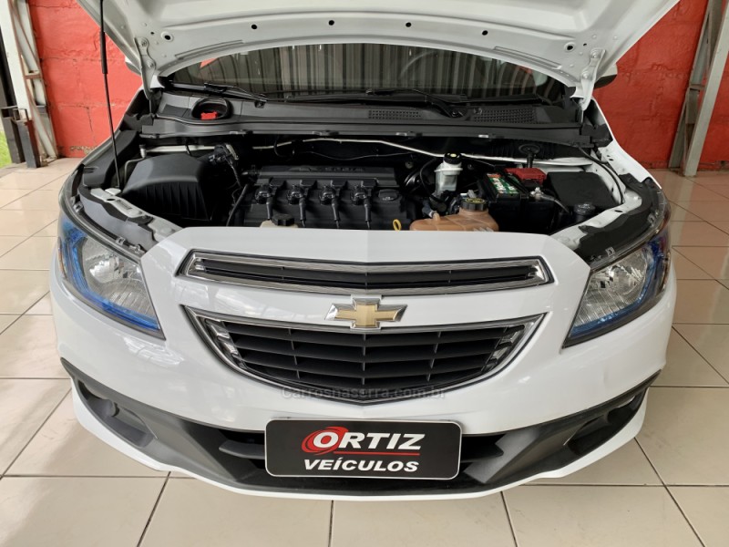 ONIX 1.4 MPFI LTZ 8V FLEX 4P MANUAL - 2015 - CAXIAS DO SUL