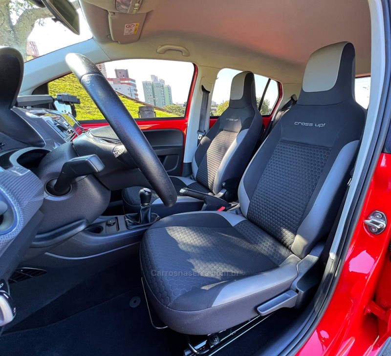 UP 1.0 TSI CROSS 12V FLEX 4P MANUAL - 2018 - PASSO FUNDO