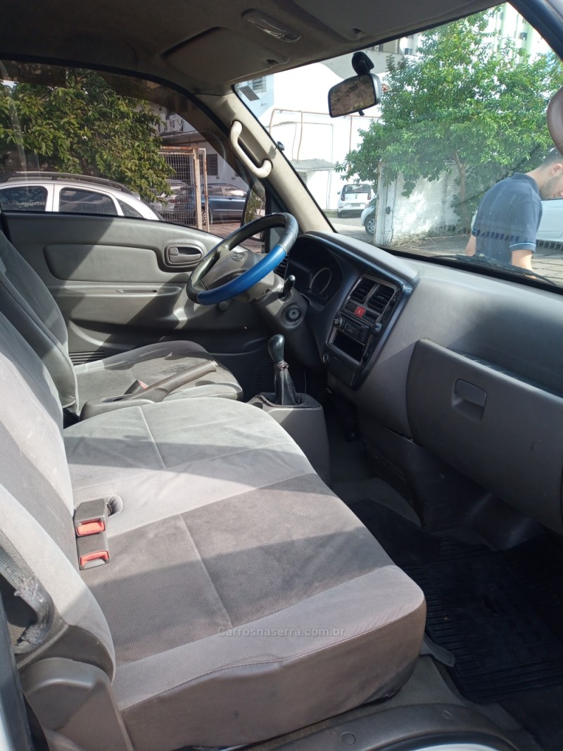 HR 2.5 LONGO BAÚ 4X2 16V 130CV TURBO INTERCOOLER DIESEL 2P MANUAL - 2011 - NOVO HAMBURGO
