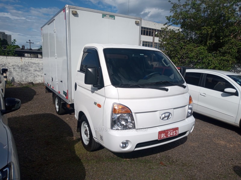 HR 2.5 LONGO BAÚ 4X2 16V 130CV TURBO INTERCOOLER DIESEL 2P MANUAL - 2011 - NOVO HAMBURGO
