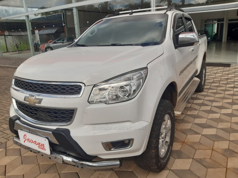 S10 2.4 LTZ 4X2 CD 8V FLEX 4P MANUAL - 2013 - BOM PRINCíPIO