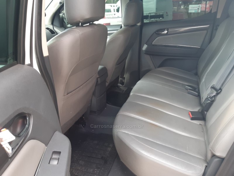 S10 2.4 LTZ 4X2 CD 8V FLEX 4P MANUAL - 2013 - BOM PRINCíPIO